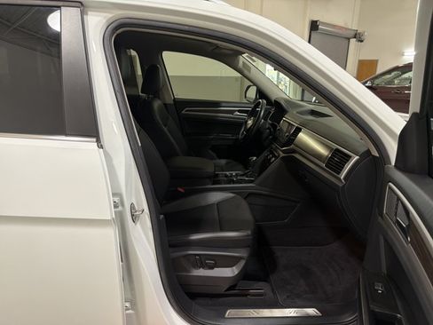 Used 2019 Volkswagen Atlas SEL AWD/4WD image 36