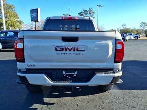 New 2026 GMC Canyon Elevation image 2