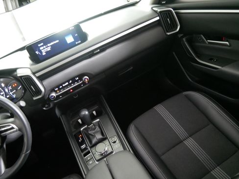 Used 2025 MAZDA CX-50 AWD 2.5 S w/ Premium Package image 11