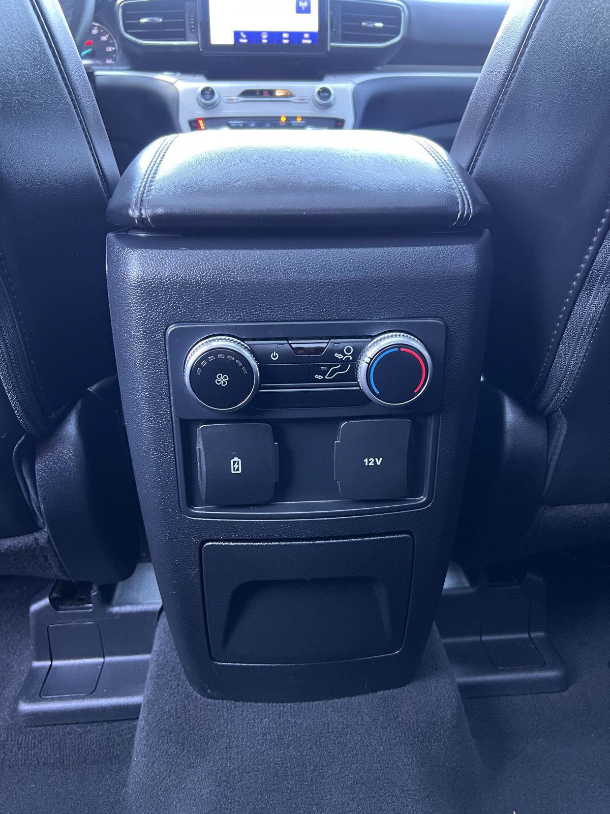 Used 2023 Ford Explorer XLT w/ Equipment Group 202A AWD/4WD image 36