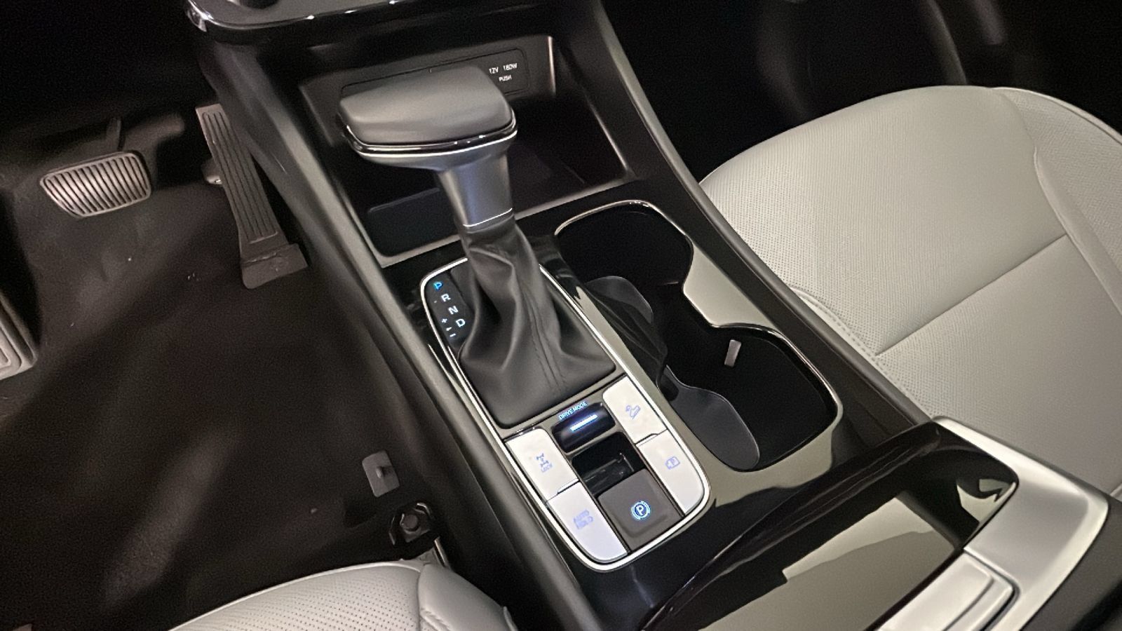 New 2026 Hyundai Santa Cruz Limited AWD/4WD image 25