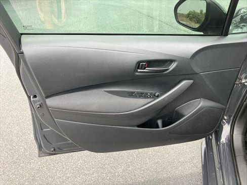 Certified 2025 Toyota Corolla LE FWD image 13