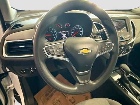 Used 2024 Chevrolet Equinox LS FWD image 12