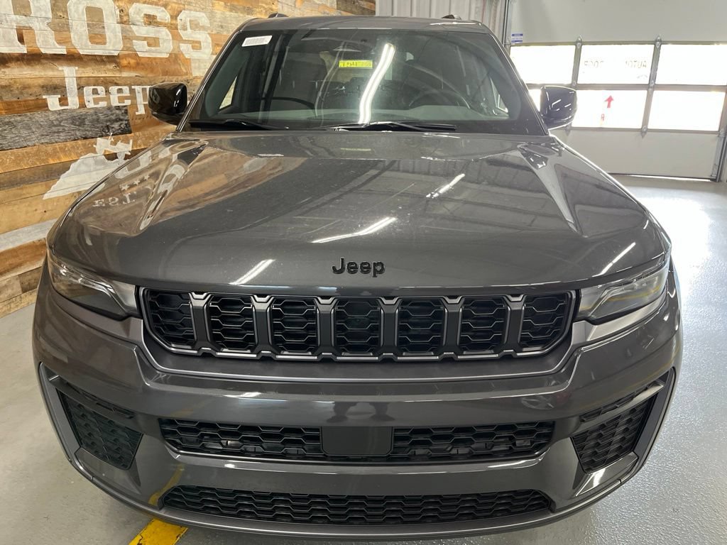 New 2026 Jeep Grand Cherokee Altitude AWD/4WD image 54