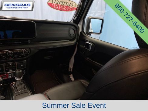 Used 2024 Jeep Gladiator Rubicon AWD/4WD image 27