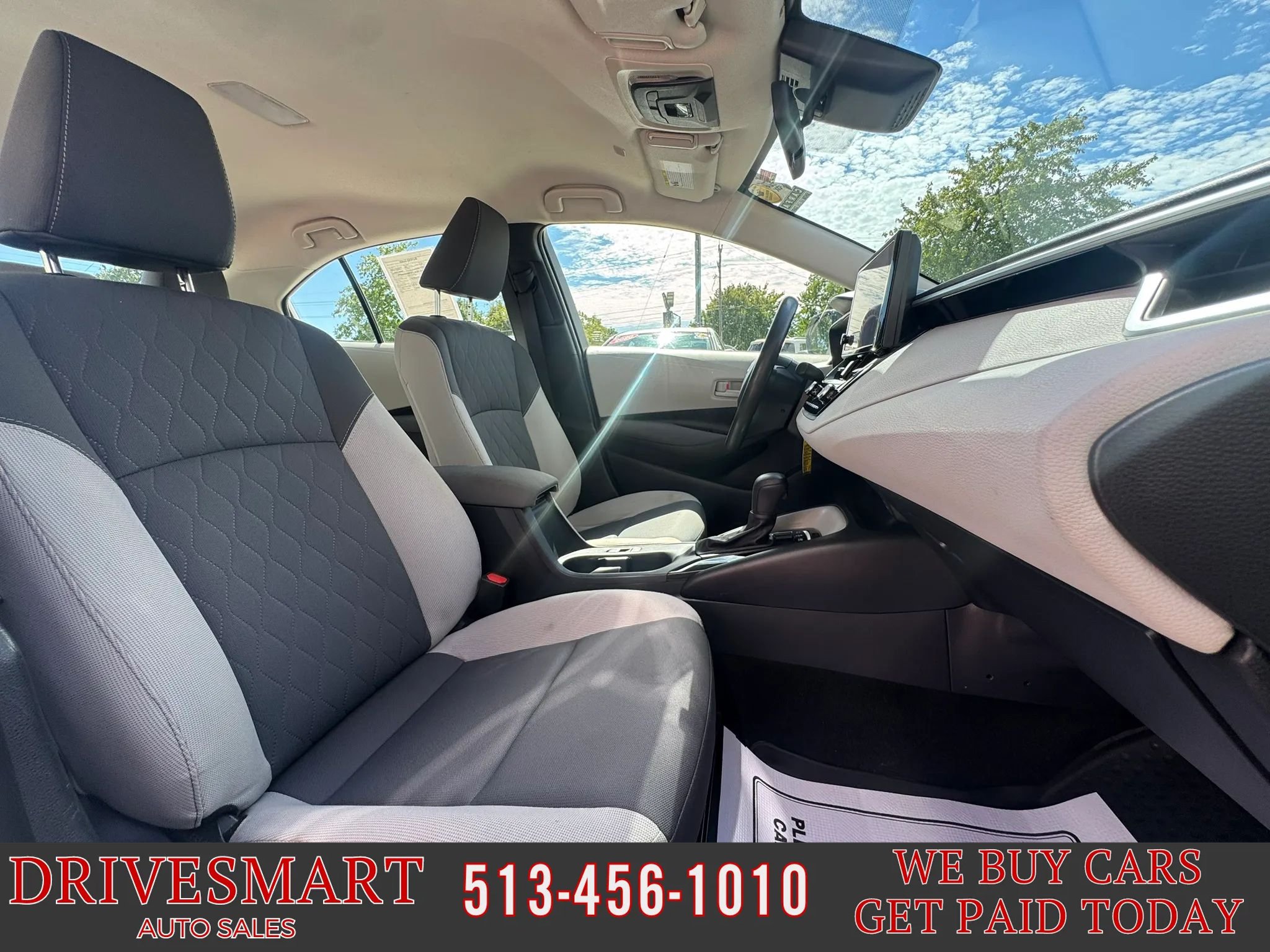 Used 2023 Toyota Corolla LE FWD image 14