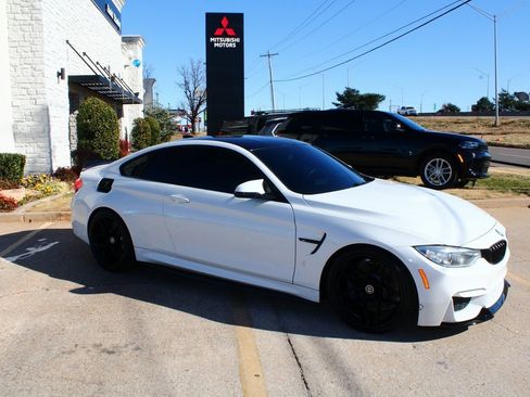 Used 2017 BMW M4 Coupe image 6