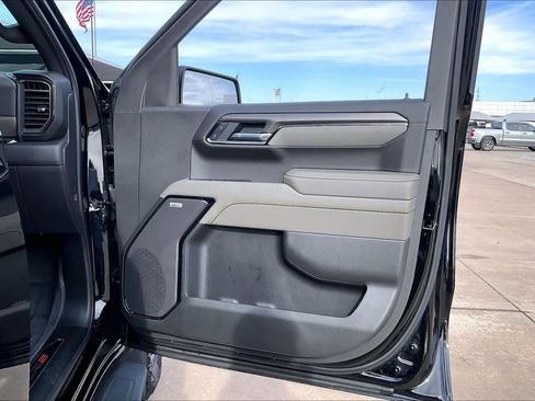 Certified 2025 Chevrolet Silverado 1500 ZR2 w/ Technology Package image 22