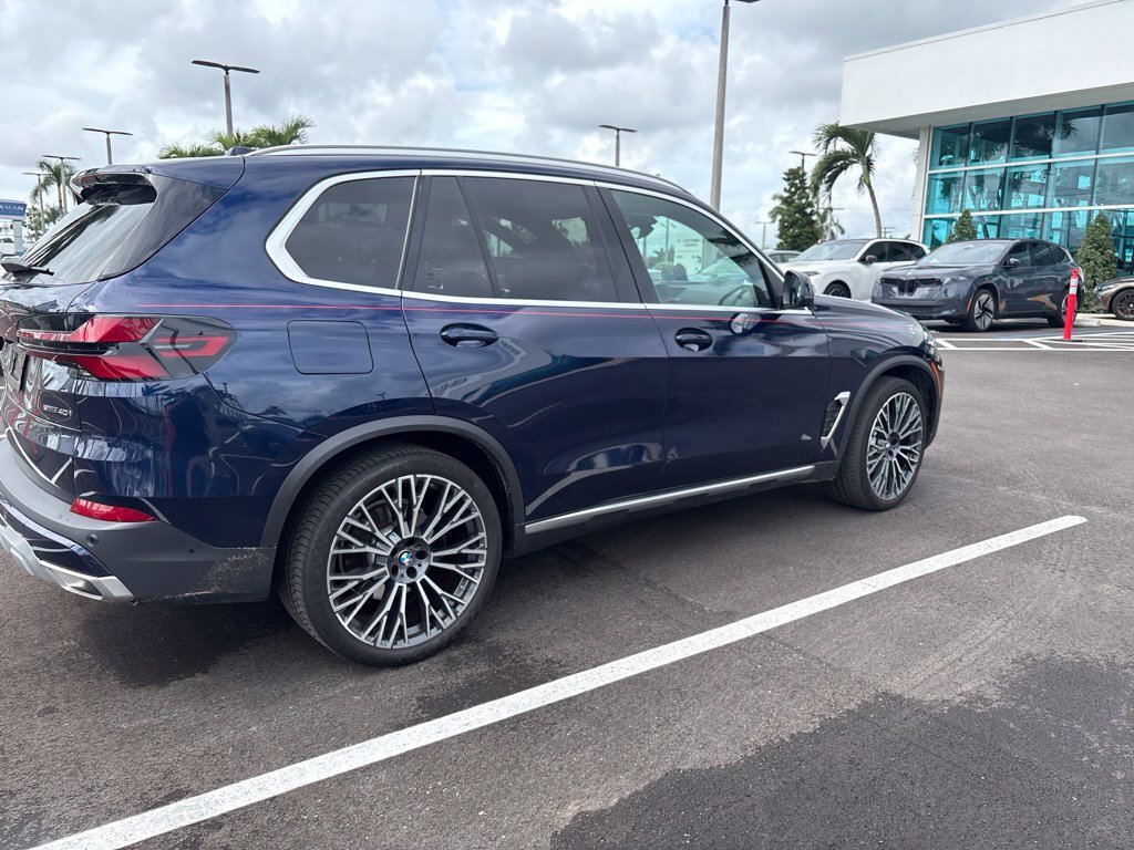 Used 2024 BMW X5 sDrive40i w/ Parking Assistance Package RWD image 7
