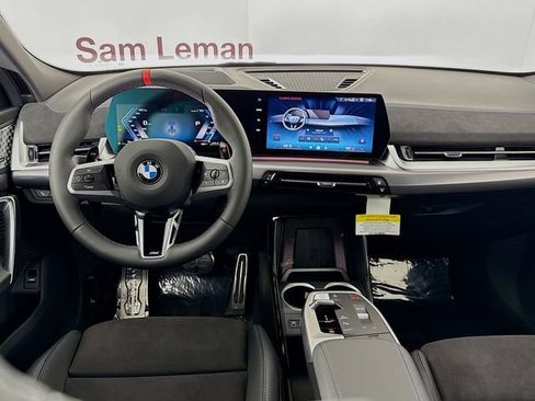 Used 2025 BMW X2 M35i w/ Premium Package image 24
