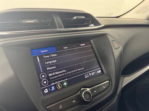 Used 2022 Chevrolet TrailBlazer LT w/ LPO, Blackout Package FWD image 24