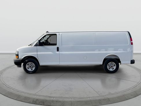 New 2025 GMC Savana 2500 Extended w/ Driver Convenience Package RWD image 5