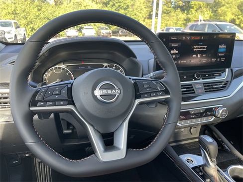 New 2025 Nissan Altima 2.5 SR w/ SR Premium Package image 17