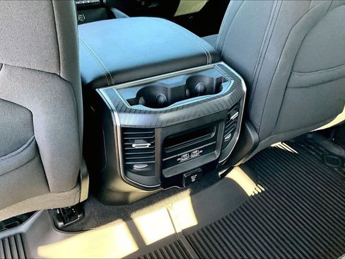 Used 2025 RAM 1500 Big Horn AWD/4WD image 13