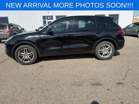 Used 2014 Porsche Cayenne AWD/4WD image 3