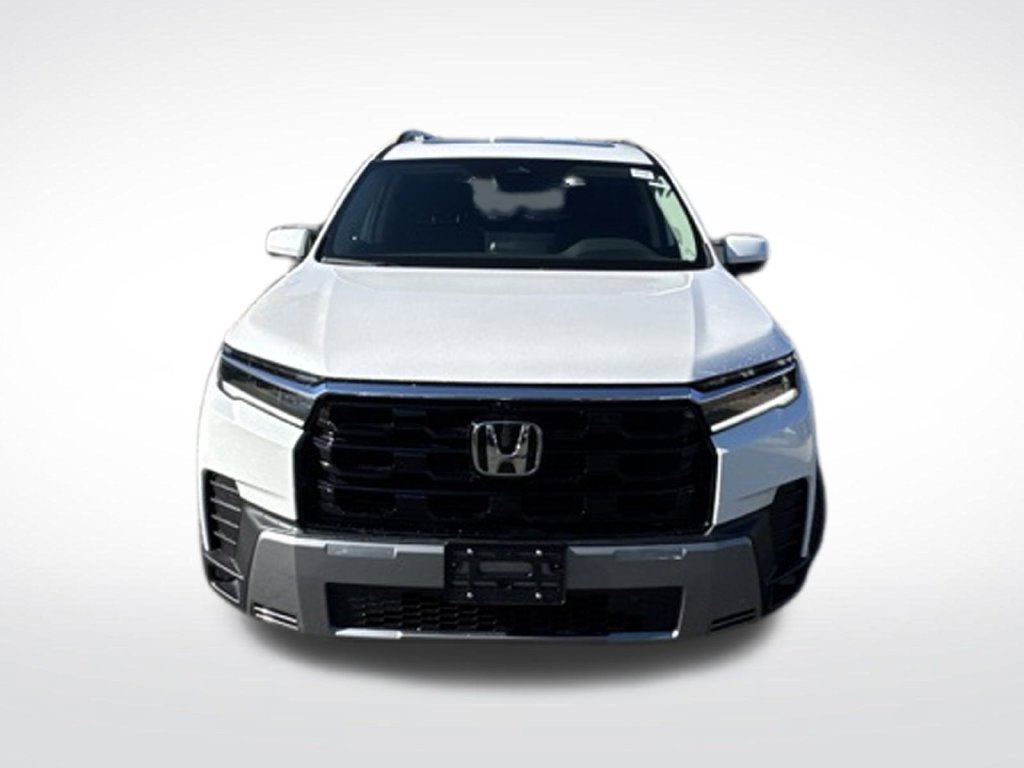 New 2026 Honda Pilot Touring image 2