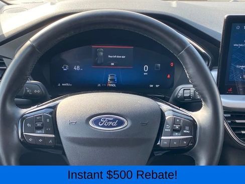 Used 2024 Ford Escape Platinum image 8