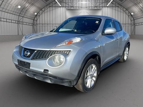Used 2014 Nissan Juke SV image 7