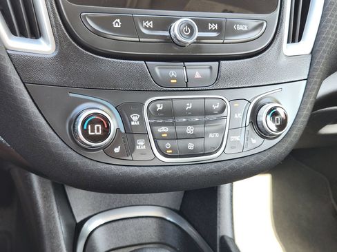 Used 2024 Chevrolet Malibu LT FWD image 20