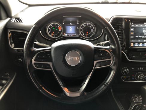 Used 2020 Jeep Cherokee Limited FWD image 15