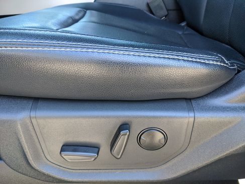 Used 2022 Ford F250 Lariat w/ Lariat Value Package image 19