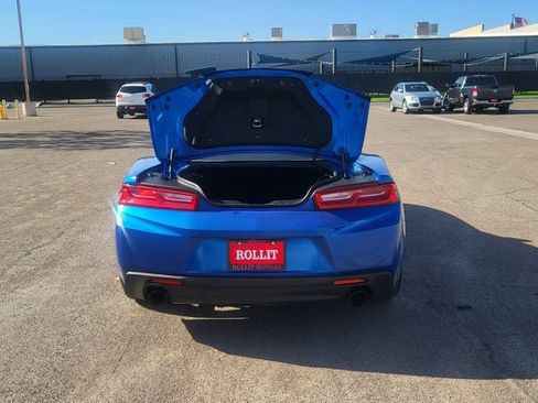 Used 2017 Chevrolet Camaro LT w/ Technology Package RWD image 12