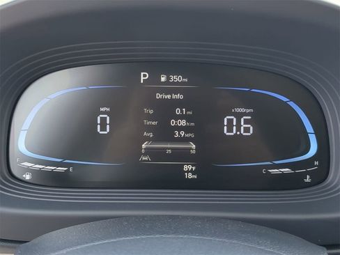 New 2025 Hyundai Venue Limited image 30