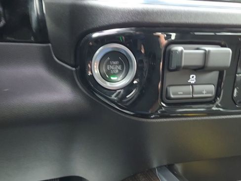 Used 2024 Chevrolet Silverado 2500 LT w/ Z71 Sport Edition image 15