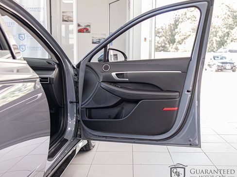 Used 2025 Hyundai Sonata SEL FWD image 38