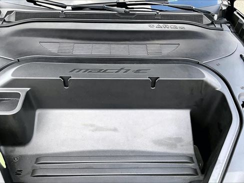 Certified 2025 Ford Mustang Mach-E Premium RWD image 31