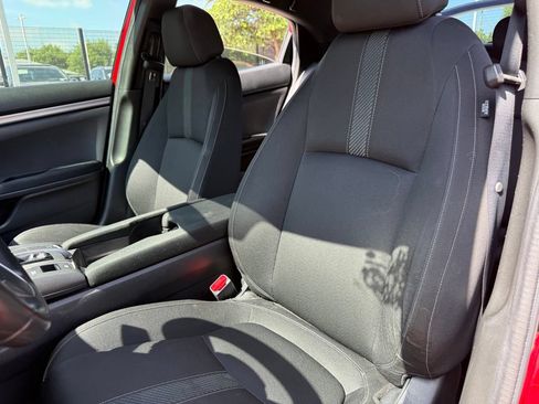 Used 2017 Honda Civic Sport image 11