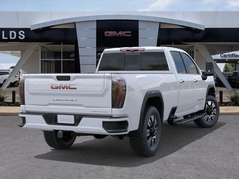 New 2026 GMC Sierra 3500 Denali w/ Denali Reserve Package AWD/4WD image 4