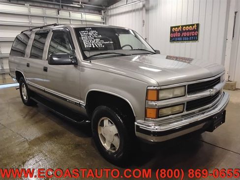 Used 1999 Chevrolet Suburban 4WD w/ Preferred Equipment Group 3 image 1