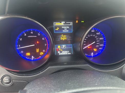 Used 2015 Subaru Outback 2.5i Limited image 8