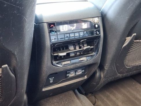 Certified 2022 Jeep Grand Cherokee L Overland AWD/4WD image 31