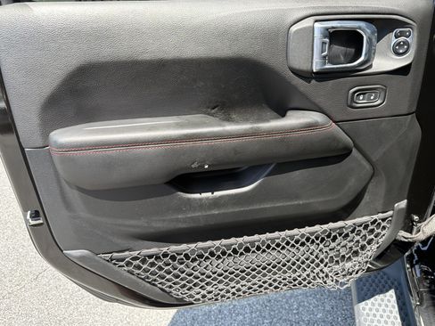 Used 2020 Jeep Wrangler Unlimited Rubicon AWD/4WD image 12