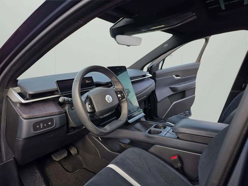 Used 2023 Fisker Ocean One image 29