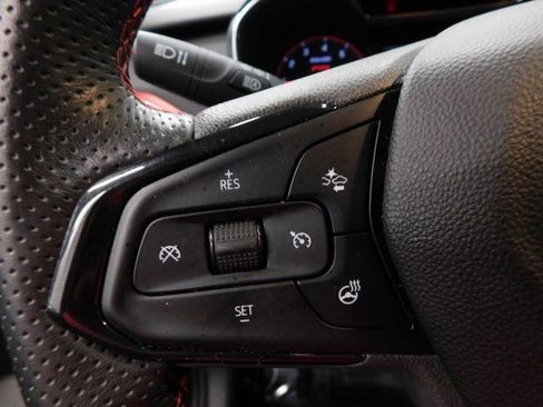 Used 2023 Chevrolet TrailBlazer RS w/ Convenience Package image 38