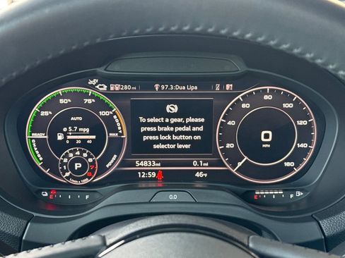 Used 2018 Audi A3 e-tron Premium w/ Sport Package image 23