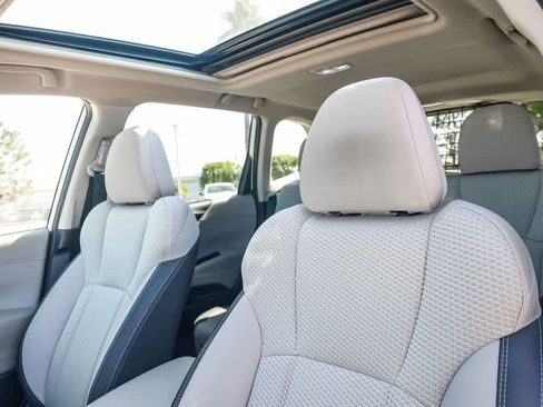 Used 2023 Subaru Forester Premium AWD/4WD image 17