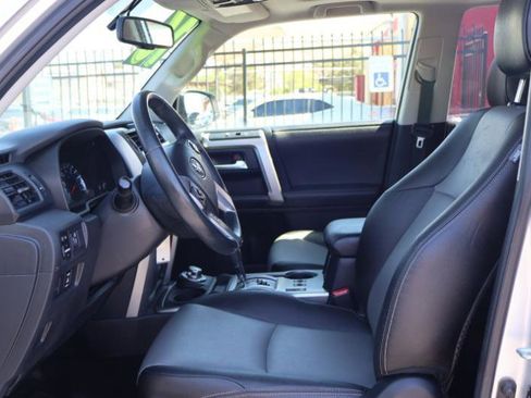 Used 2016 Toyota 4Runner SR5 Premium w/ Four Season Floor Mat Package image 17