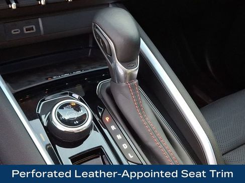 Used 2025 Chevrolet Colorado Z71 w/ Z71 Convenience Package 2 image 20