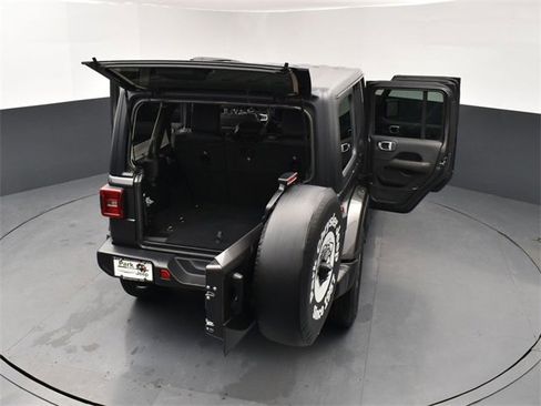 Used 2024 Jeep Wrangler Sahara w/ Technology Group image 29