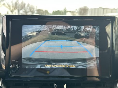 Certified 2024 Toyota Corolla SE image 25