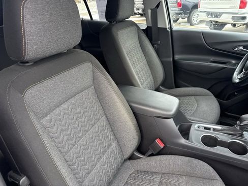 Used 2024 Chevrolet Equinox LT image 29