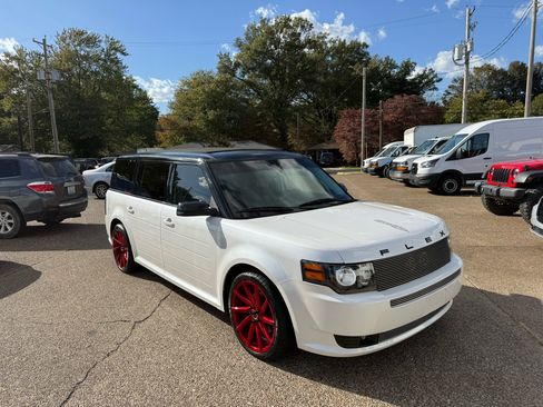 Used 2009 Ford Flex Limited image 2