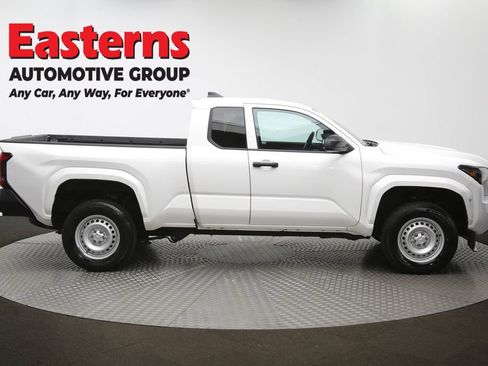 Used 2024 Toyota Tacoma SR image 45