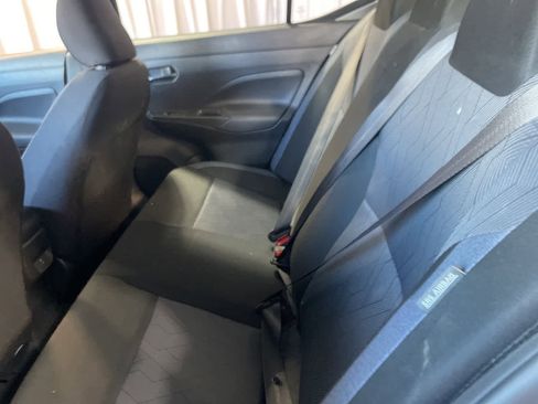 Used 2025 Nissan Versa SV image 21