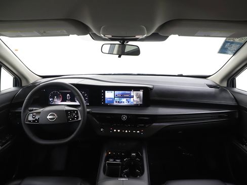 Used 2025 Nissan Murano SV AWD/4WD image 13