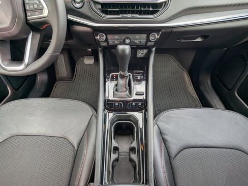 Used 2024 Jeep Compass Trailhawk image 19